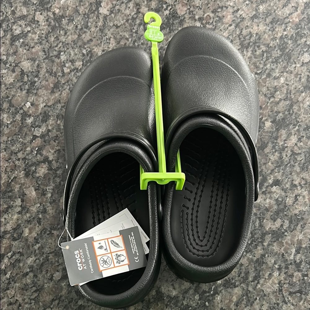 Crocs Men’s Womans Bistro Clogs men 11 woman 12